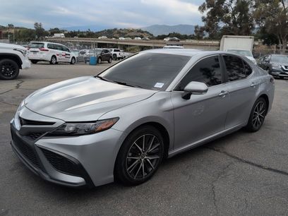 Used 2024 Toyota Camry SE w/ Convenience Package