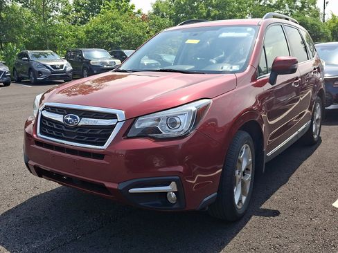 Used 2017 Subaru Forester 2.5i Touring AWD/4WD image 2