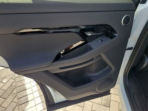 New 2026 Land Rover Range Rover Evoque S image 22
