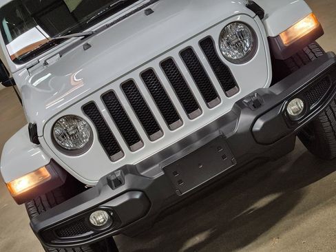 Used 2021 Jeep Wrangler Unlimited Sport image 19