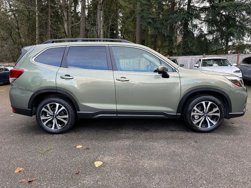 Used 2019 Subaru Forester Limited image 8