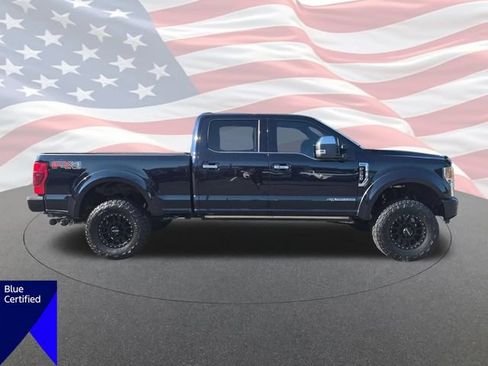 Certified 2022 Ford F250 Platinum w/ FX4 Off-Road Package AWD/4WD image 2