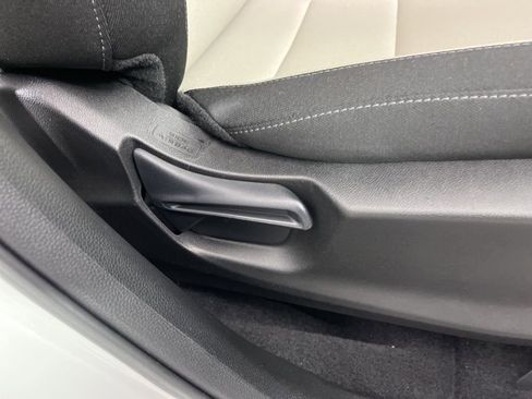 Certified 2023 Honda CR-V LX image 6