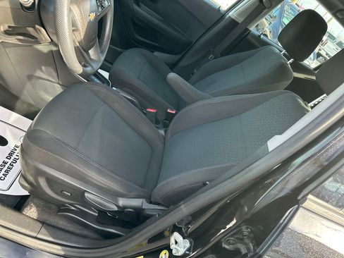 Used 2020 Chevrolet Trax LS image 10