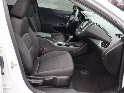 Used 2021 Chevrolet Malibu RS w/ LPO, Floor Liner Package image 17