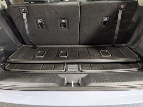Used 2024 Honda Pilot Touring image 23