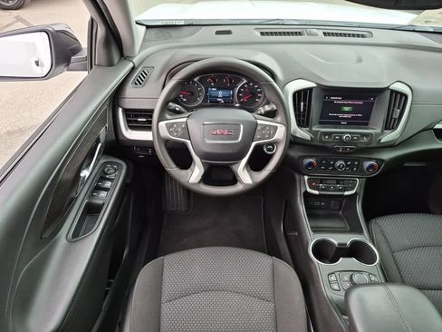 Used 2023 GMC Terrain SLE w/ Driver Convenience Package FWD image 13