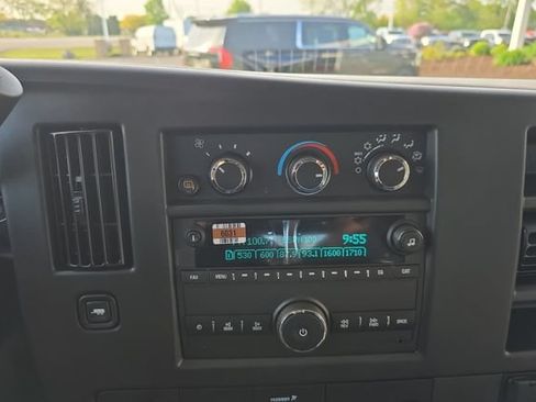 New 2025 GMC Savana 2500 w/ Chrome Appearance Package RWD image 13