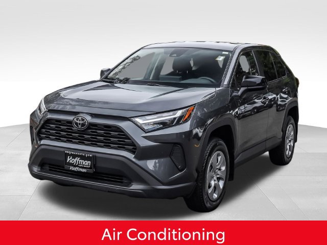 Used 2023 Toyota RAV4 LE AWD/4WD image 12