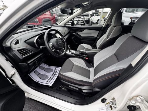 Used 2023 Subaru Crosstrek 2.0i Premium image 6