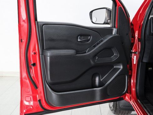 Used 2022 Nissan Frontier S w/ Technology Package AWD/4WD image 39