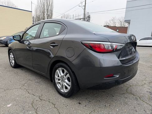 Used 2016 Scion iA image 5
