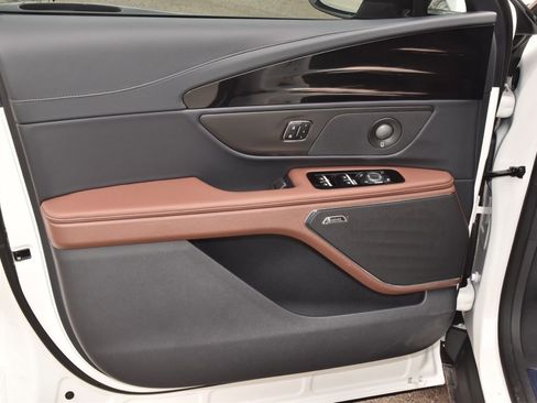 New 2026 Lincoln Nautilus Reserve w/ Jet Appearance Package AWD/4WD image 65