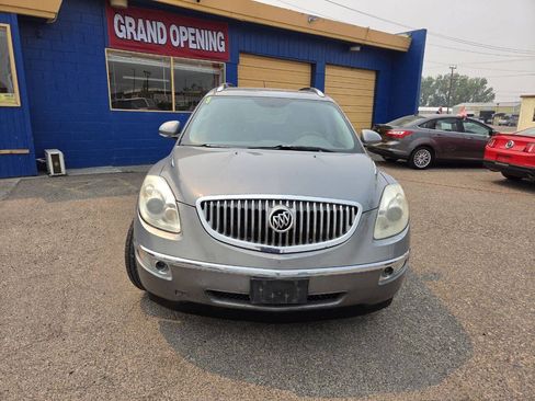 Used 2008 Buick Enclave CX w/ Driver Confidence Package FWD image 8