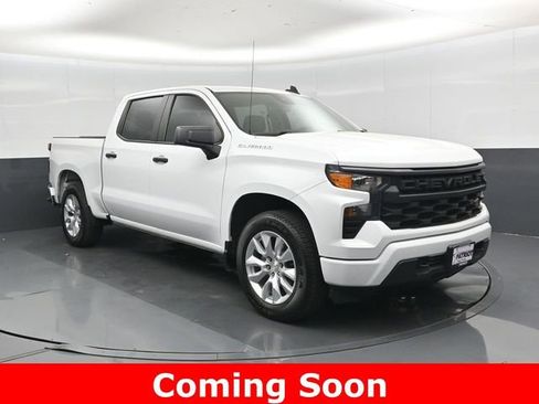 Used 2022 Chevrolet Silverado 1500 Custom image 1