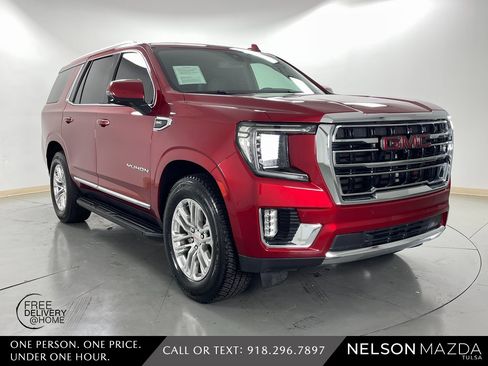 Used 2021 GMC Yukon SLT w/ SLT Premium Package image 4