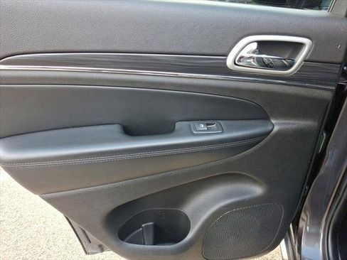 Certified 2021 Jeep Grand Cherokee Limited image 19