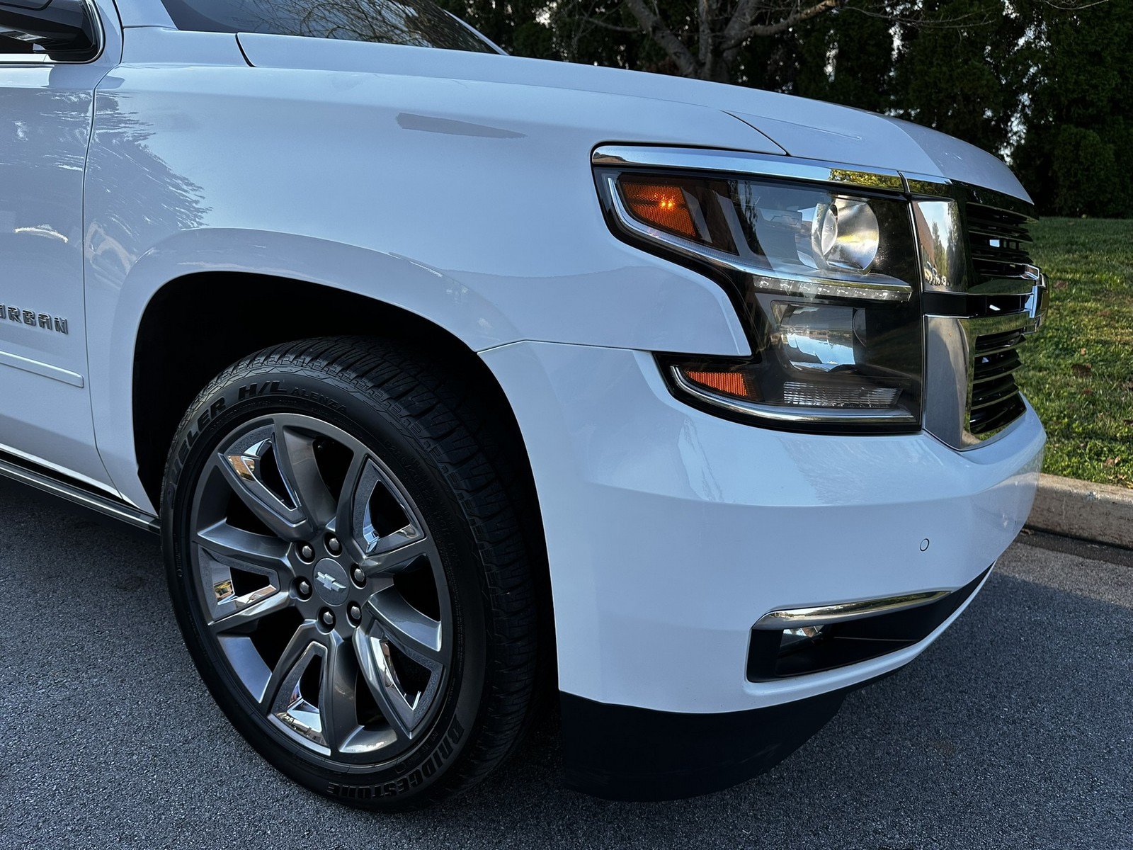 Used 2018 Chevrolet Suburban Premier AWD/4WD image 49