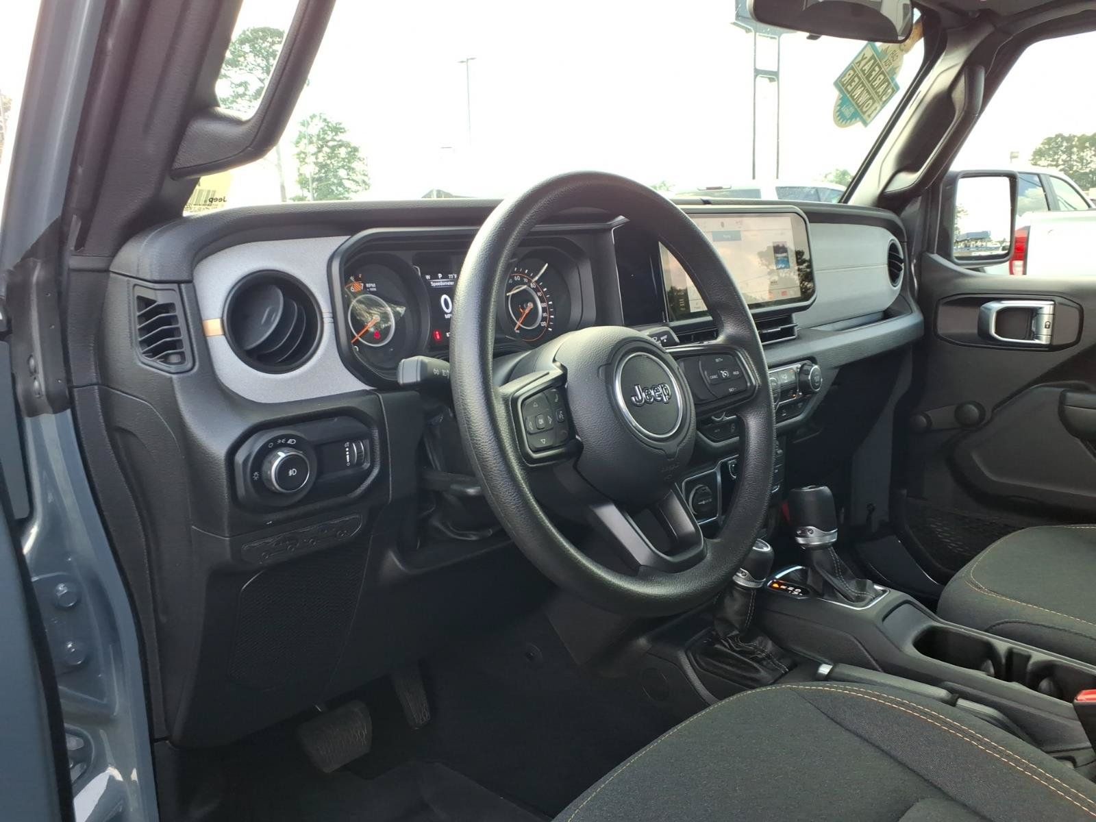 Used 2024 Jeep Wrangler Sport AWD/4WD image 7