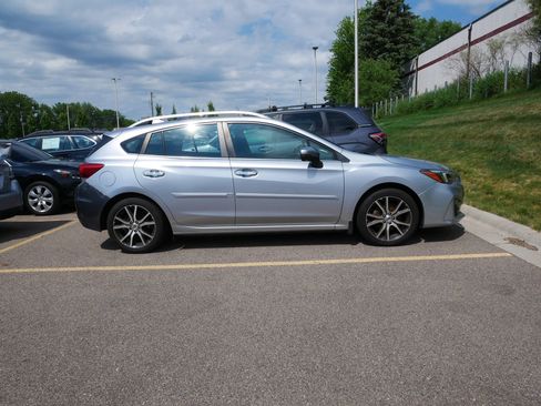 Used 2018 Subaru Impreza 2.0i Limited AWD/4WD image 2