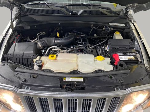 Used 2011 Jeep Liberty Sport image 24