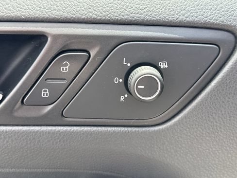 Used 2015 Volkswagen Jetta SE FWD image 16