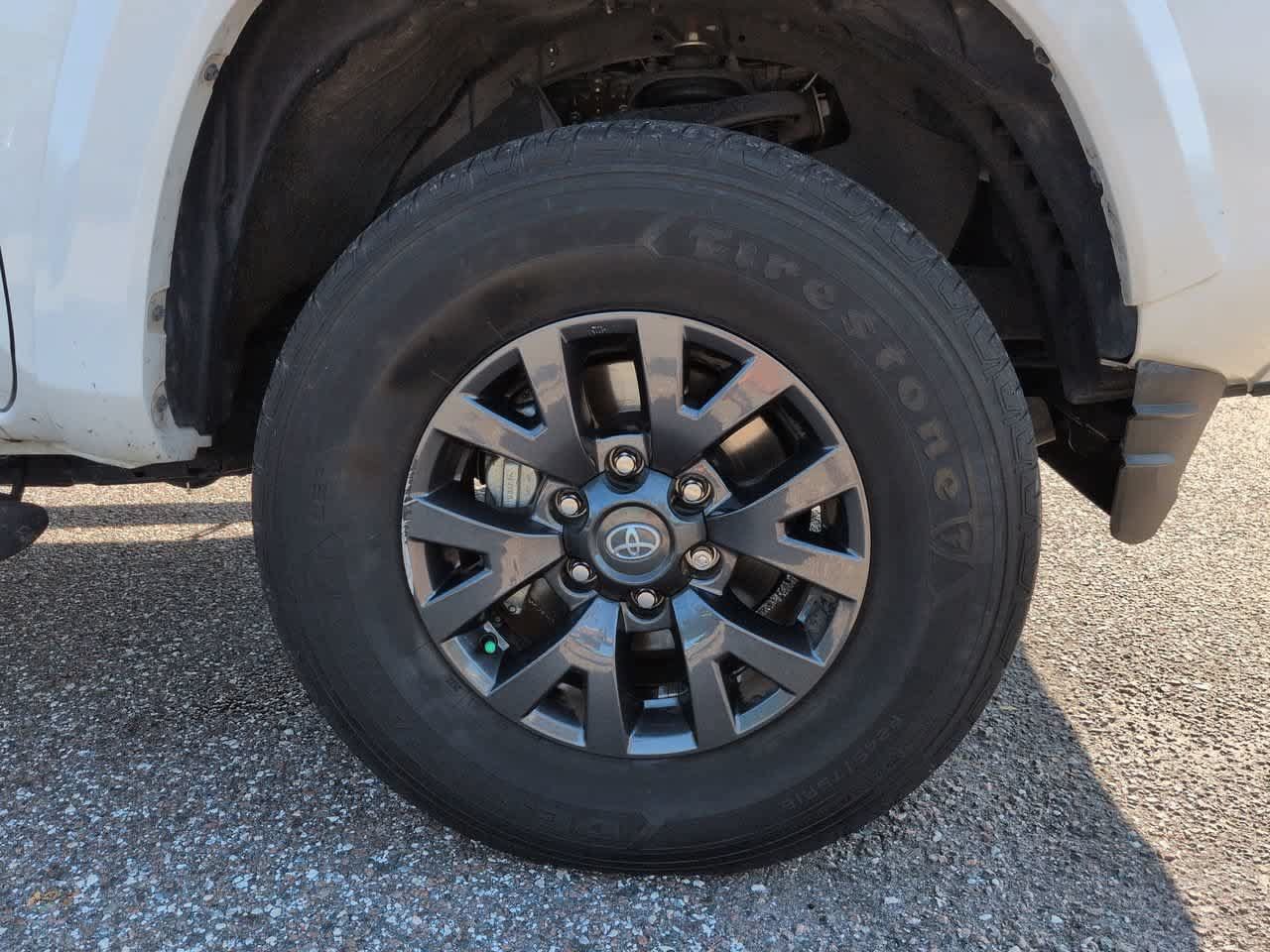 Used 2023 Toyota Tacoma SR5 RWD image 11