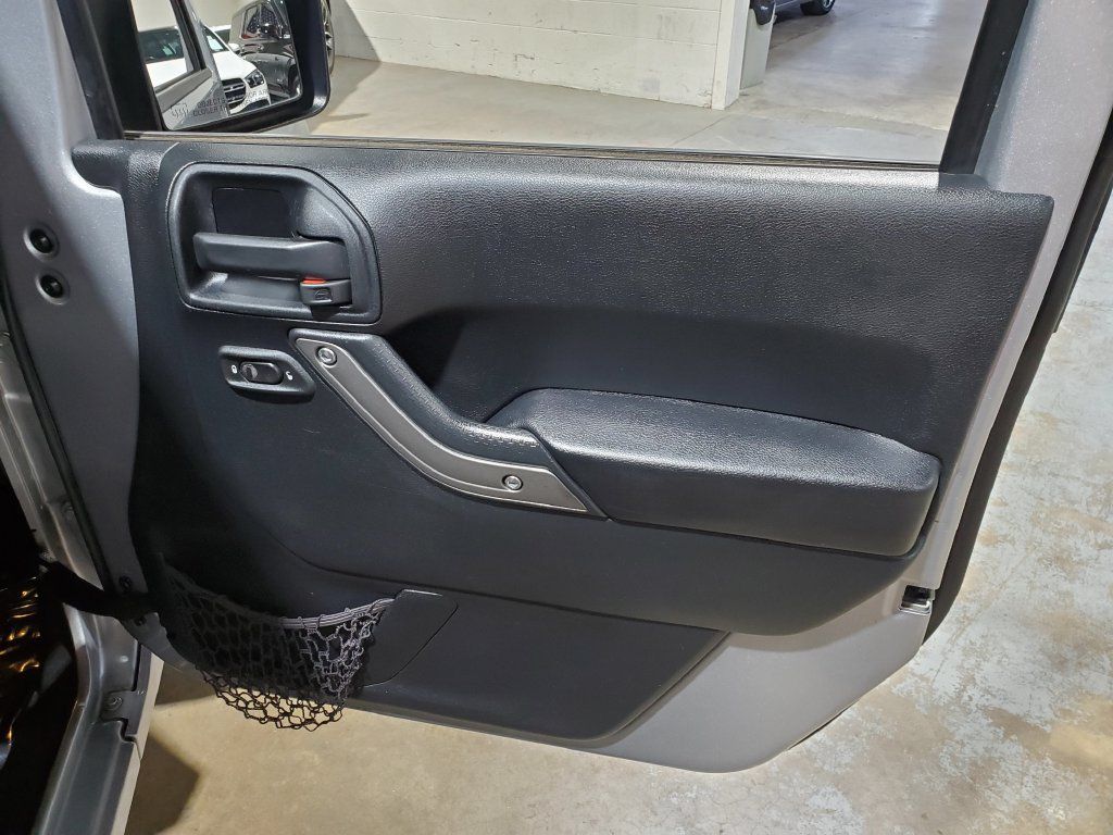 Used 2016 Jeep Wrangler Unlimited Sport w/ Quick Order Package 24S AWD/4WD image 17