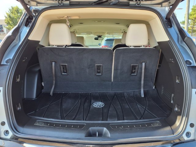Used 2023 Buick Enclave Essence FWD image 25