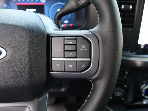 Used 2025 Ford F250 Lariat w/ Tremor Off-Road Package image 29