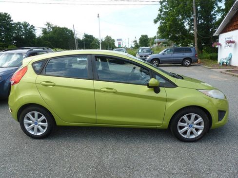 Used 2012 Ford Fiesta SE FWD image 6
