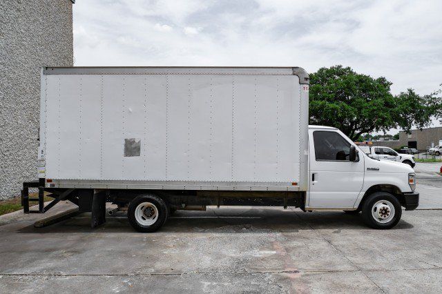 Used 2019 Ford E-350 and Econoline 350 Super Duty w/ Power Windows & Locks Group RWD image 7