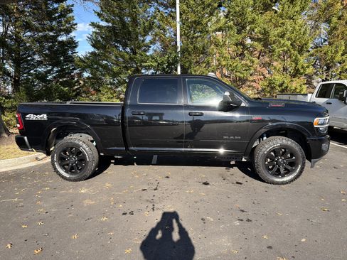 Used 2019 RAM 2500 Laramie image 11