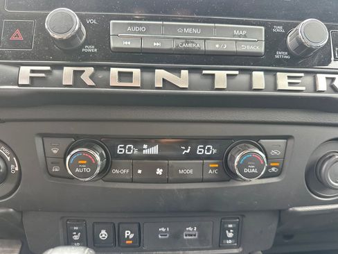 Used 2025 Nissan Frontier SL w/ Graphics Package AWD/4WD image 49