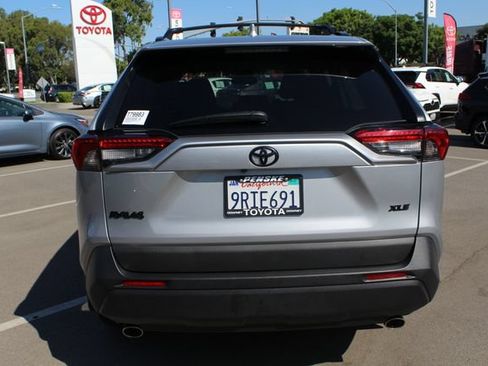 Certified 2025 Toyota RAV4 XLE FWD image 13