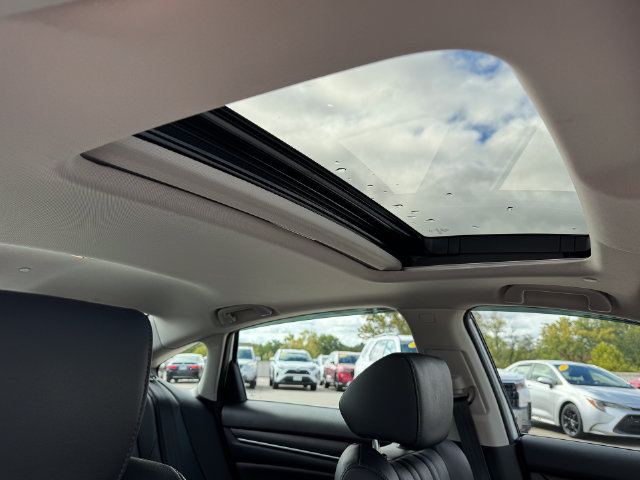 Certified 2021 Honda Accord Touring image 9