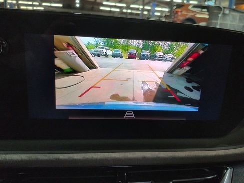 Used 2024 Buick Envista Avenir FWD image 11