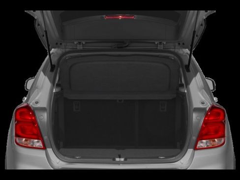 Used 2022 Chevrolet Trax LT w/ LT Convenience Package image 8