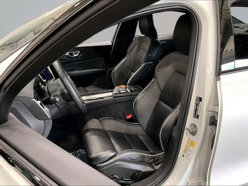 Certified 2024 Volvo S60 B5 Plus AWD/4WD image 27