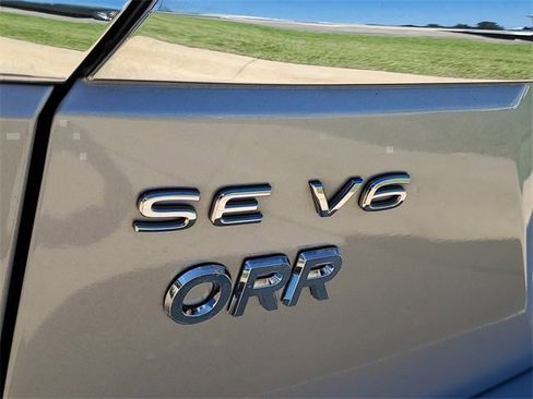 Used 2023 Volkswagen Atlas SE image 34