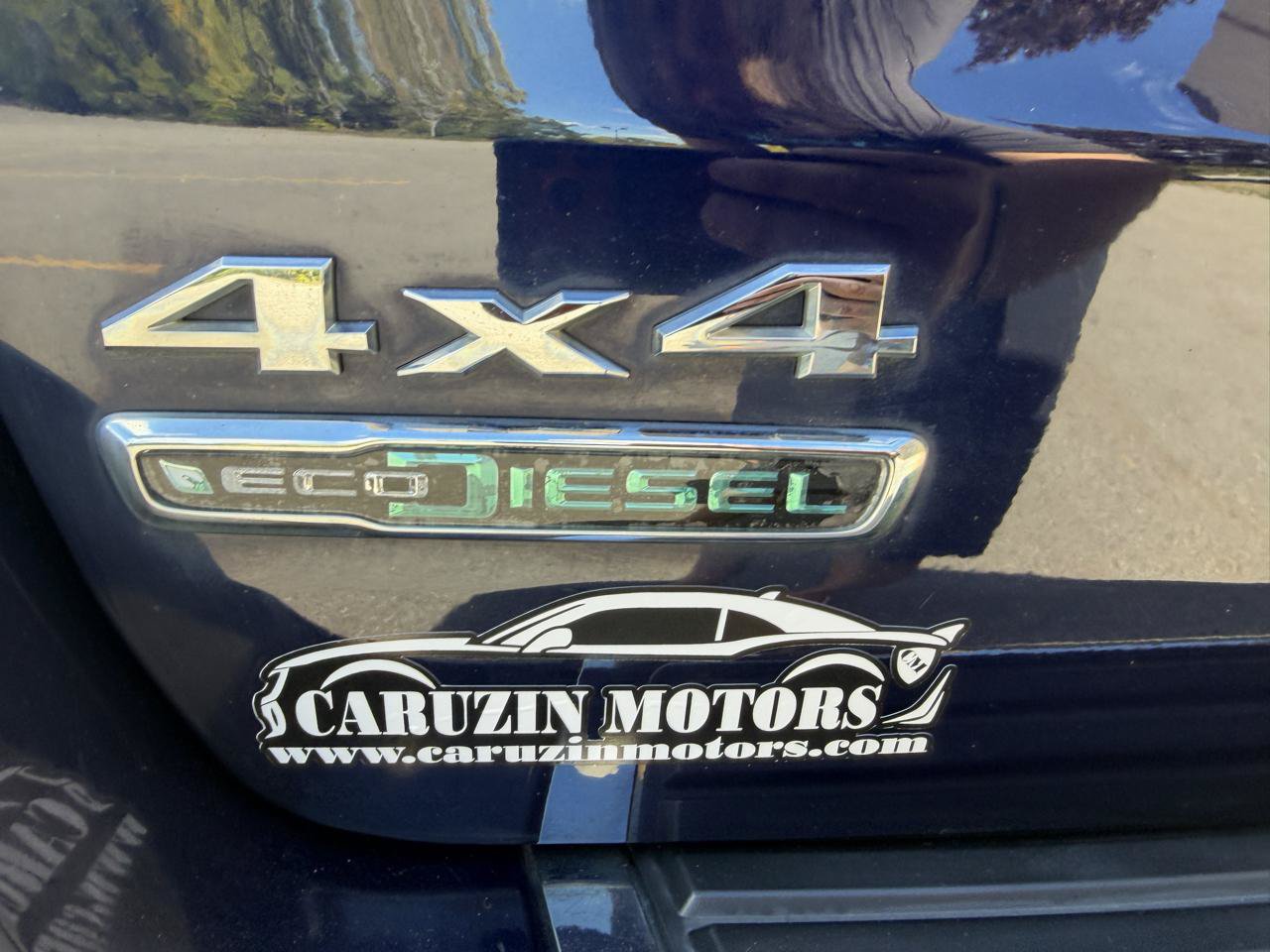 Used 2014 Jeep Grand Cherokee Overland w/ Advanced Technology Group AWD/4WD image 10
