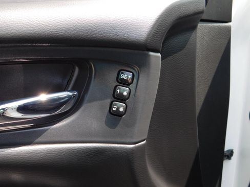 Used 2023 Nissan Murano SL FWD image 17