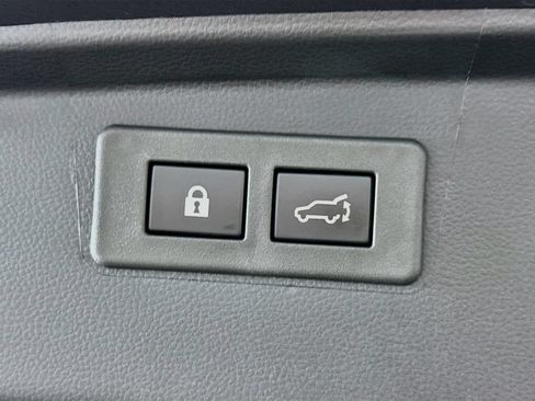 Used 2025 Subaru Outback Wilderness w/ Wilderness Package AWD/4WD image 33