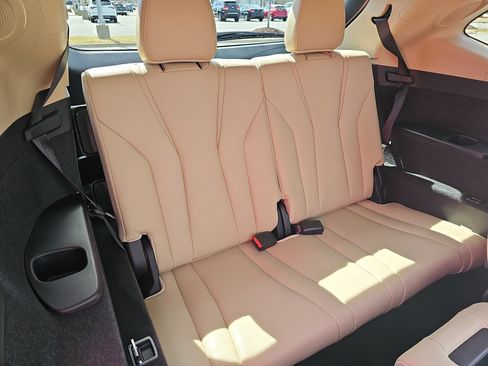 Used 2025 Acura MDX SH-AWD w/ Technology Package image 12