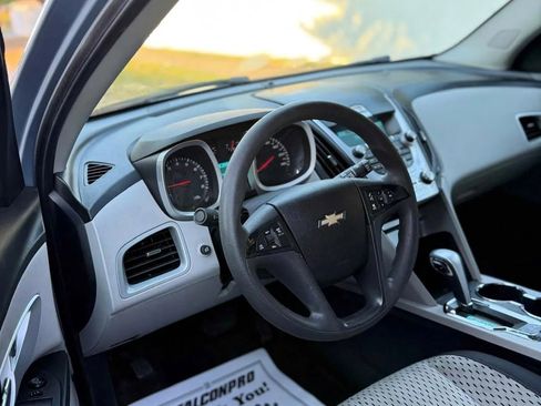 Used 2015 Chevrolet Equinox LS image 12