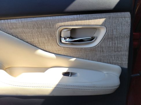 Used 2023 Nissan Murano SL image 12