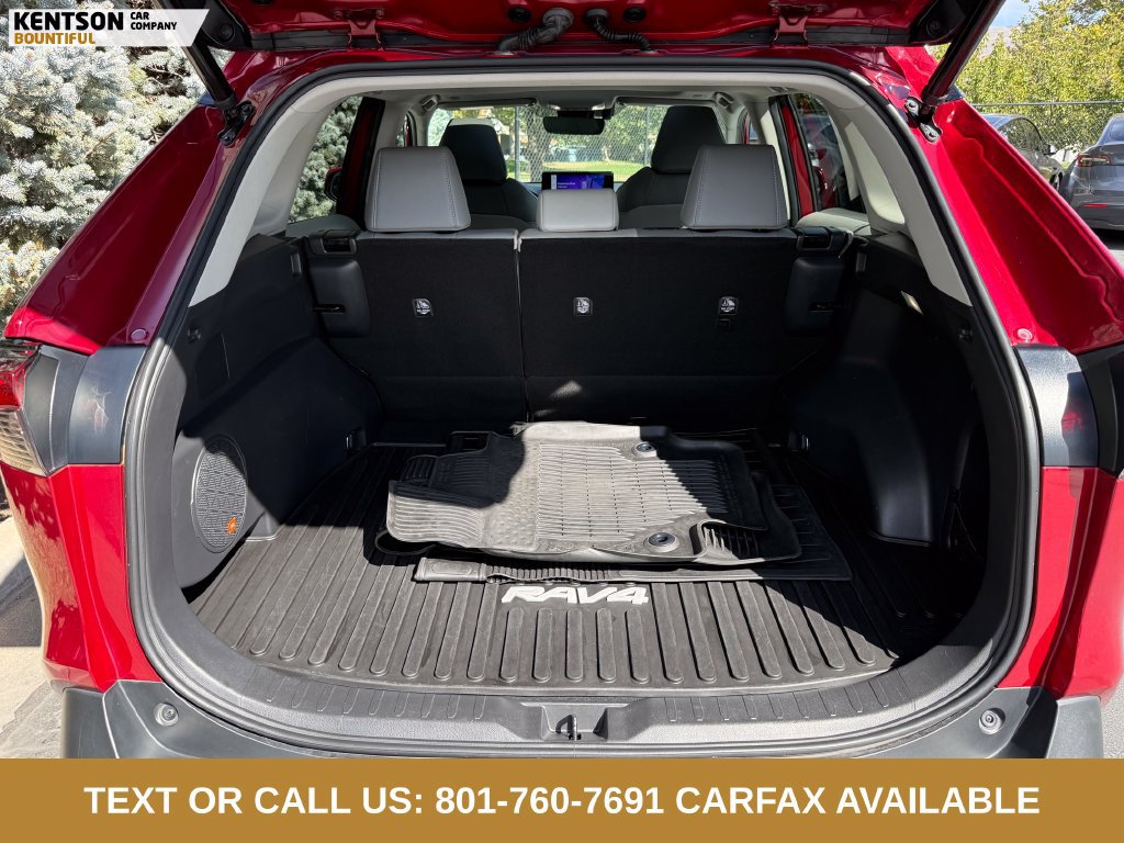 Used 2023 Toyota RAV4 Limited AWD/4WD image 31
