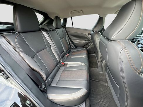 Certified 2025 Subaru Crosstrek 2.5i Limited w/ Crosstrek Mirror Package image 36