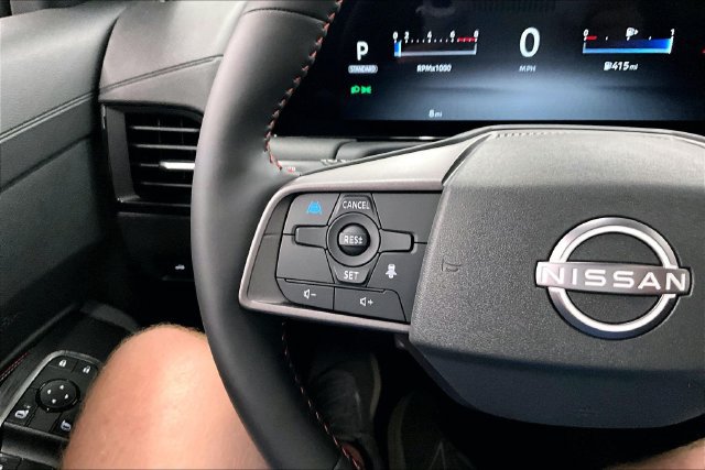 New 2027 Nissan Sentra SR w/ SR Premium Package FWD image 24