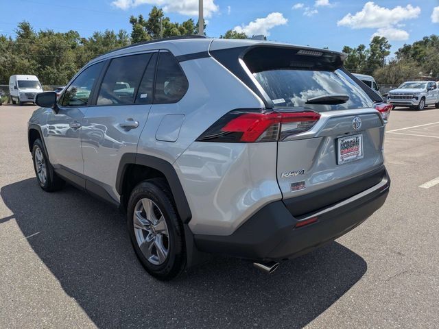 Used 2025 Toyota RAV4 XLE FWD image 5